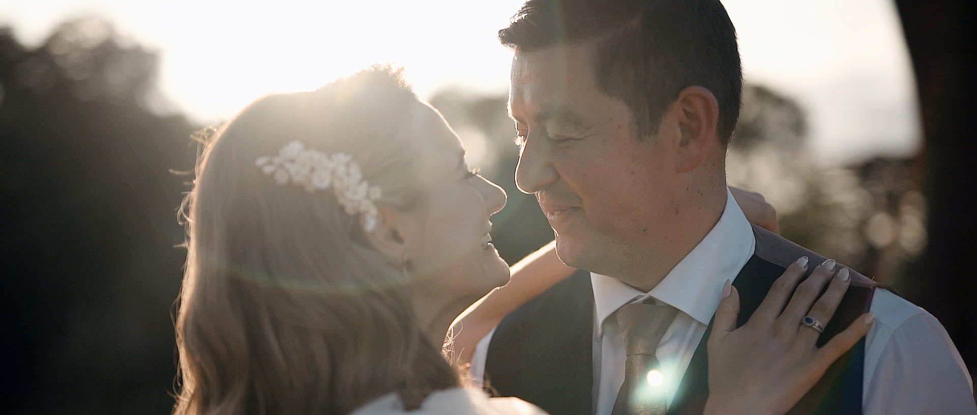 Bride and grom at Hedsor House 